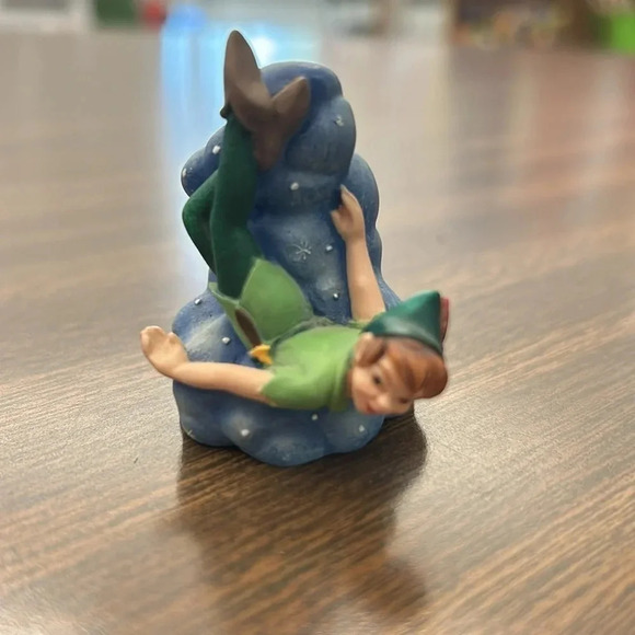Lenox Peter Pan Disney Magic Thimble Collection figurine - Picture 1 of 7